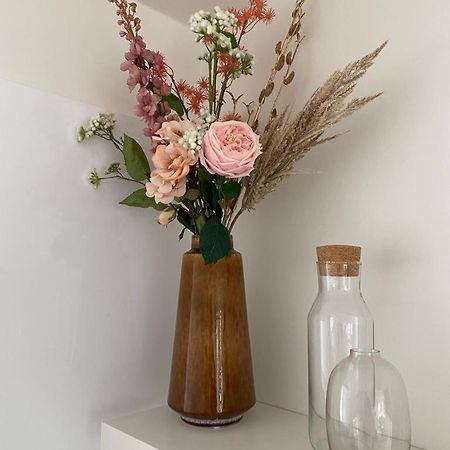 Recent En Lichtrijk Duplex-Appartement Te เวนดาเนอ ภายนอก รูปภาพ